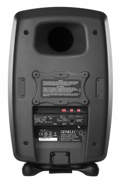 Genelec-8050b-achterkant.jpg