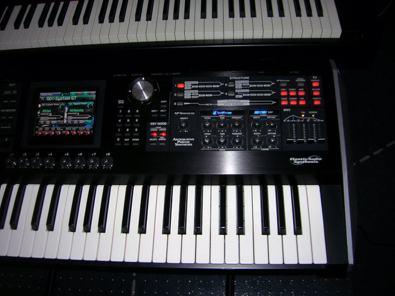 V-Synth-GT-04.jpg