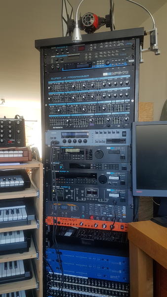 MPG-70 in rack.jpg