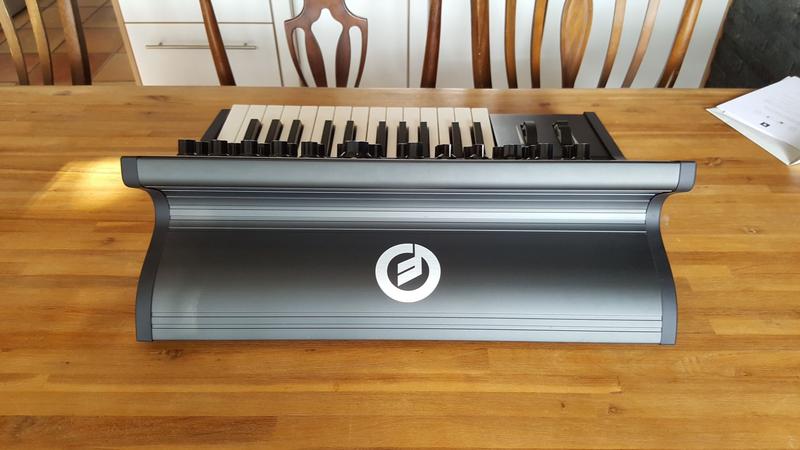 moog2.jpg