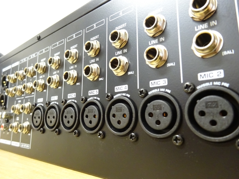 Behringer eurorack pro RX1202 FX 08.JPG