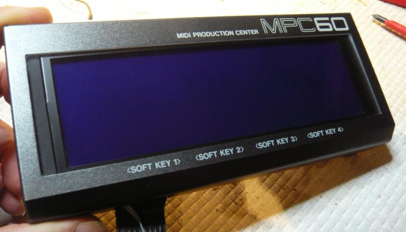 Click image for larger version  Name:	Akai MPC-60 Luxmuzik-23.jpg Views:	0 Size:	38,0 KB ID:	3720522