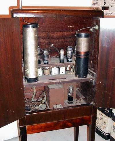 27-RCA-Theremin-detail.jpg