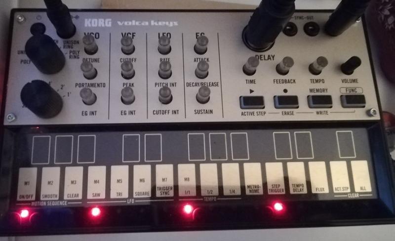 Volca Keys.jpg - Click image for larger version  Name:	Volca Keys.jpg Views:	63 Size:	46,5 KB ID:	3772952