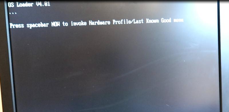 960L Bootscreen-3.jpg
