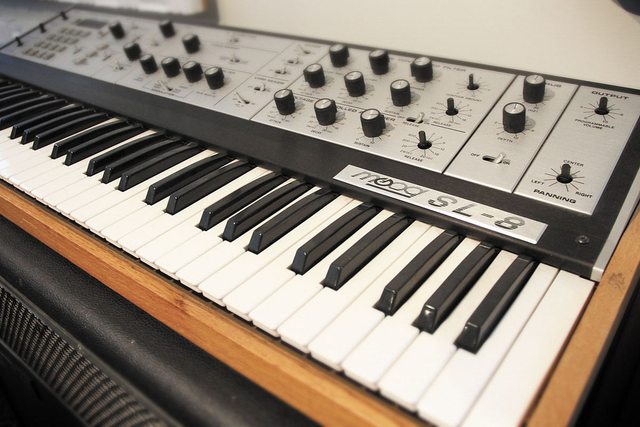 Moog-SL8.jpg