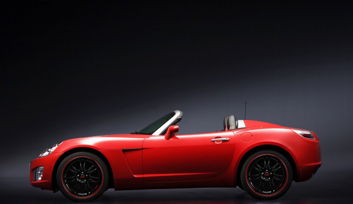 Opel_GT_43_Black.jpg