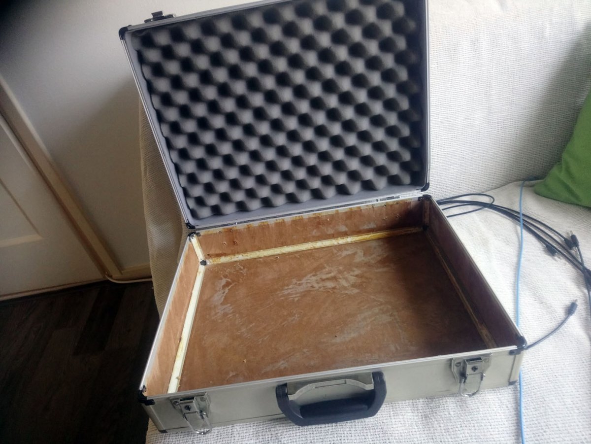 flightcase1.jpg