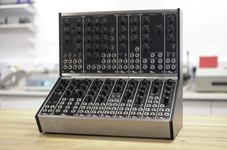 Soundtronics-M2Synth-768x510.jpg