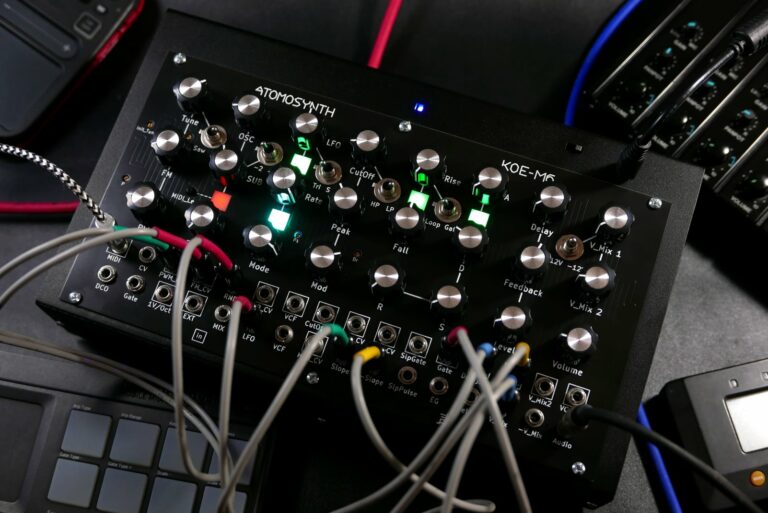 Atomosynth-KOE-M6-768x513.jpg