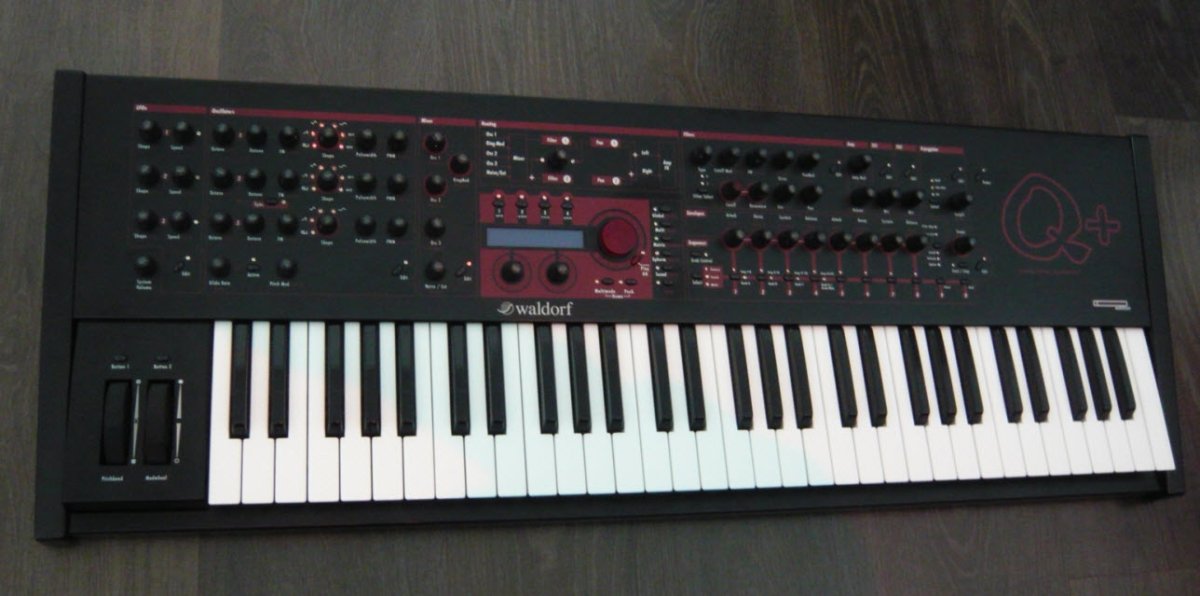 Waldorf Q+-01.jpg