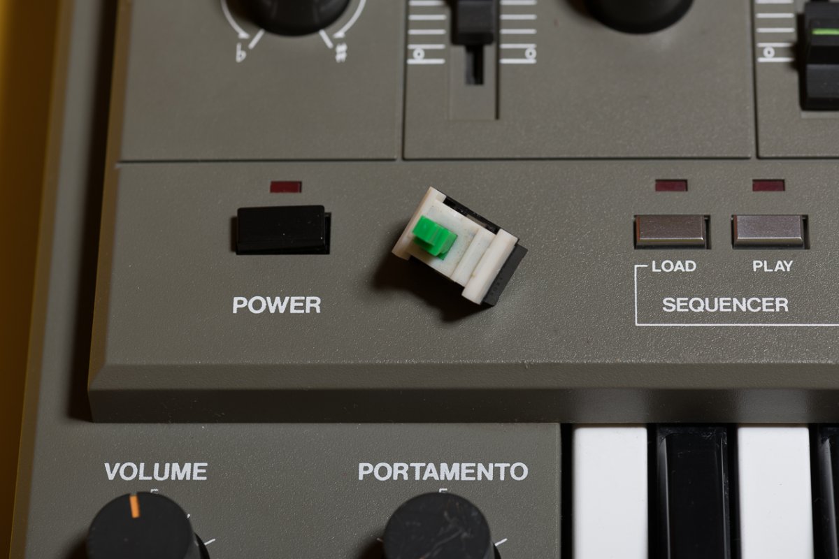 Roland SH-101 (14).jpg