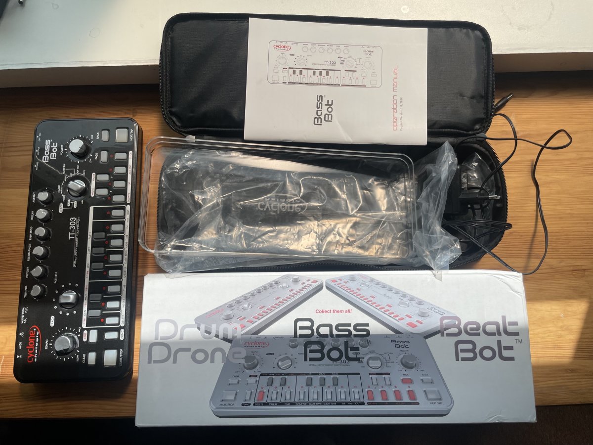 bassbot-2.jpg