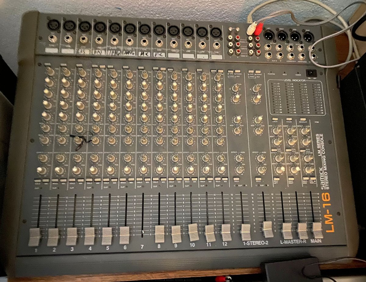 LM-16.jpg