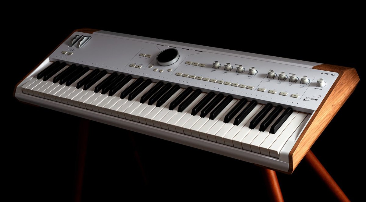Arturia-AstroLab-Black-BGD-2.jpg