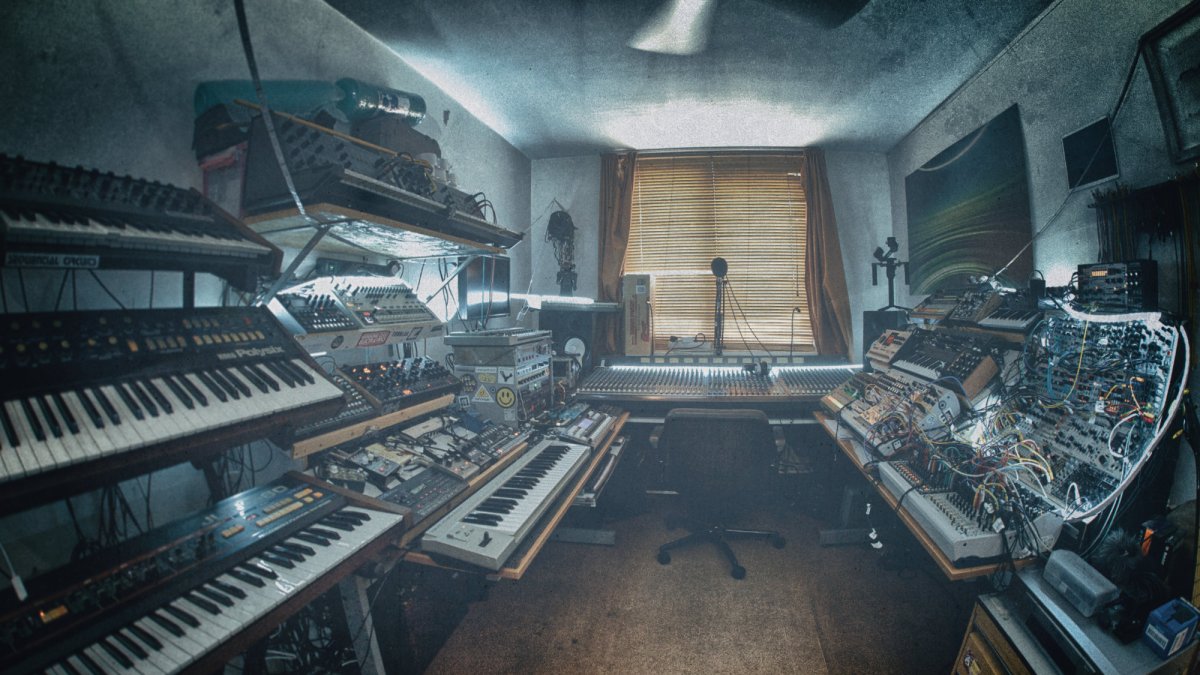 (2024-09-15) Studio.jpg