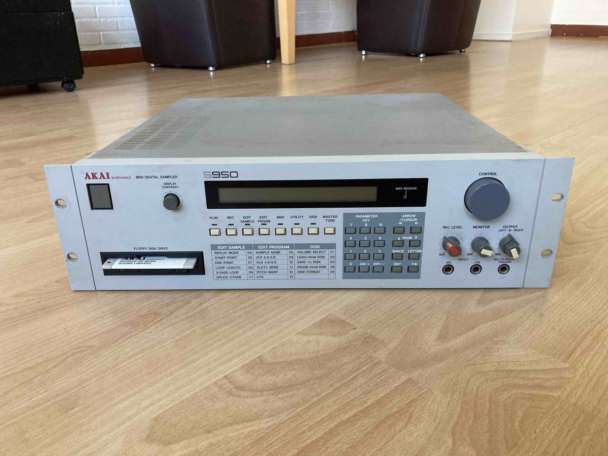 S950 a.jpg