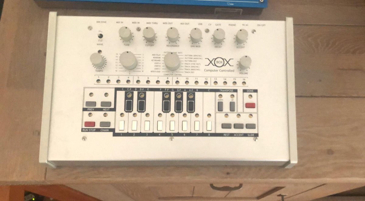 xoxbox.jpeg