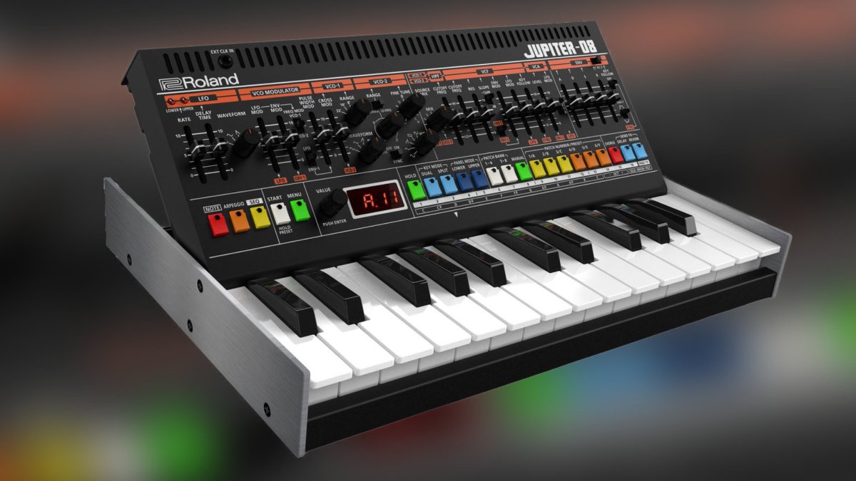 Roland-Jupiter-08-Boutique.jpg